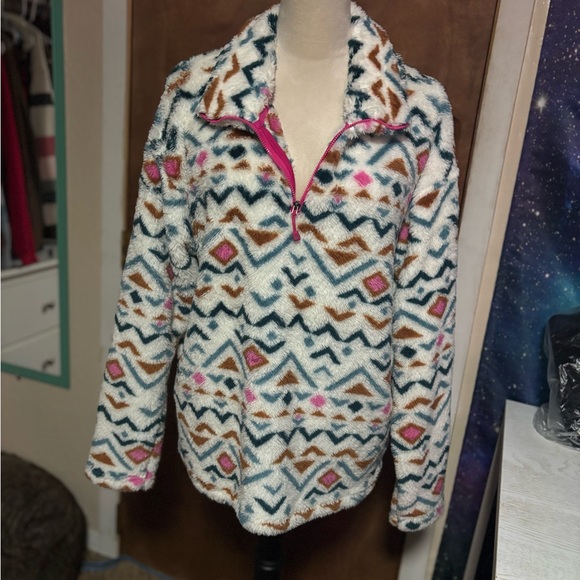 Eddie Bauer Multicolor Geometric Cowl Sweater. - Picture 3 of 15